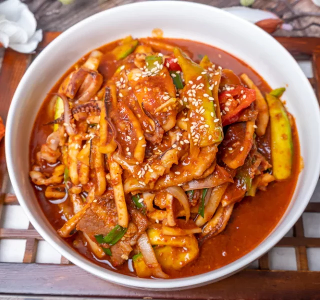 Spicy Korean Squid Stir Fry (30 Minutes ONLY!)
