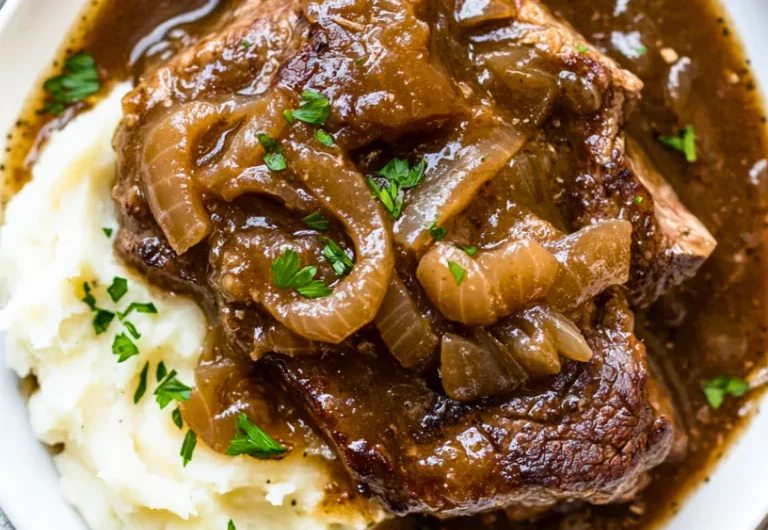 Crock Pot Cube Steak with Gravy