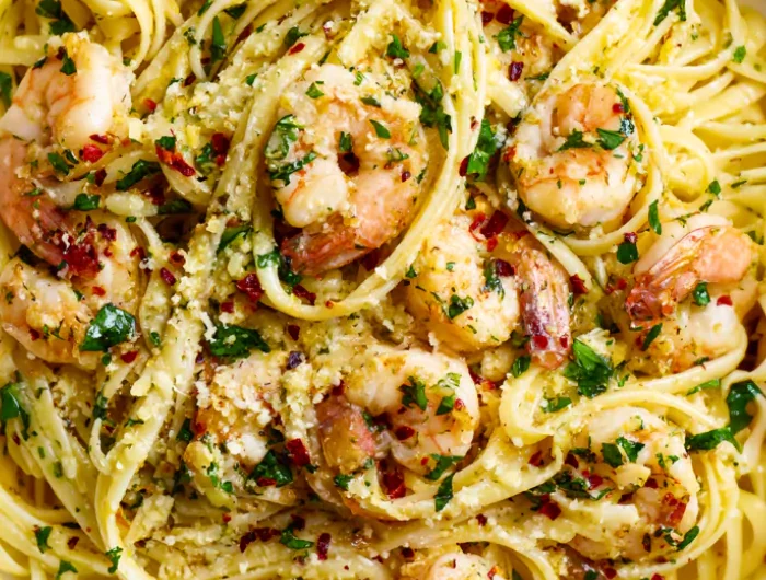 Garlic Butter Shrimp Pasta